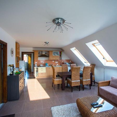 Marilyn Apartman Gyenesdiás Exteriér fotografie